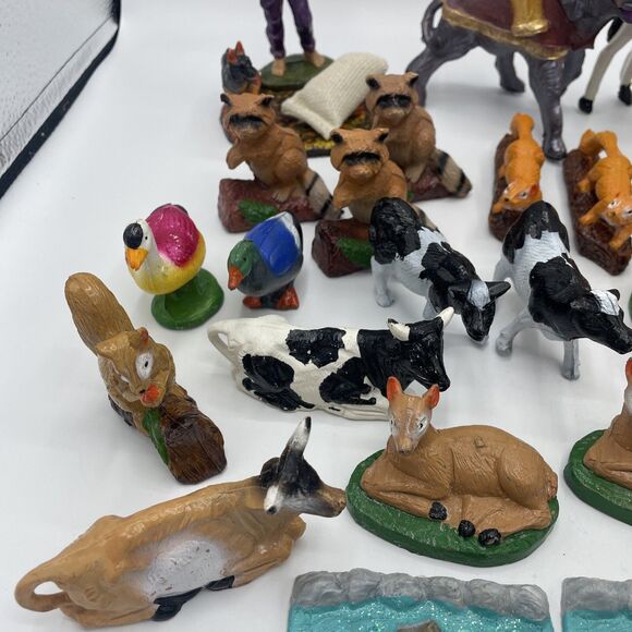 Vintage Celluloid Animals, People & River Pieces Large Lot Of 40 Some Duplicates - Picture 7 of 16